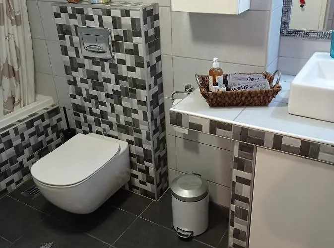 Bluespike شقة سالونيك